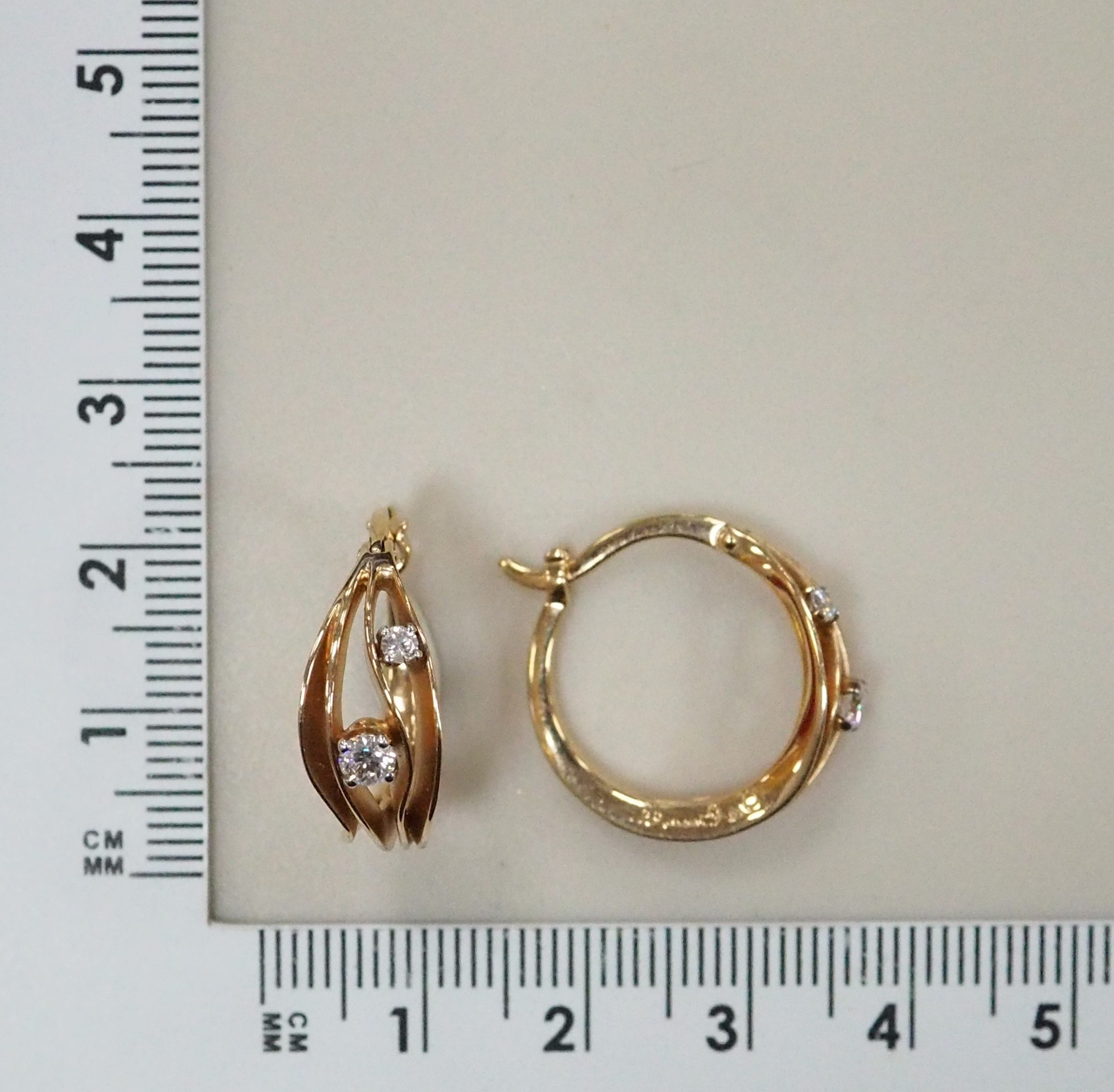 10511-000935 Серьги (Au 585)